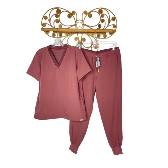 Figs Mari Jogger & top scrub set M P Mauve - Picture 1 of 9